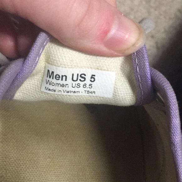 Vans - Picture 4 of 5